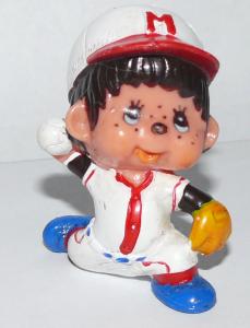 eBlueJay: Monchhichi Monkey mini figure pitcher baseball Mattel Vintage 1981 - 4609903_o3hrdvti