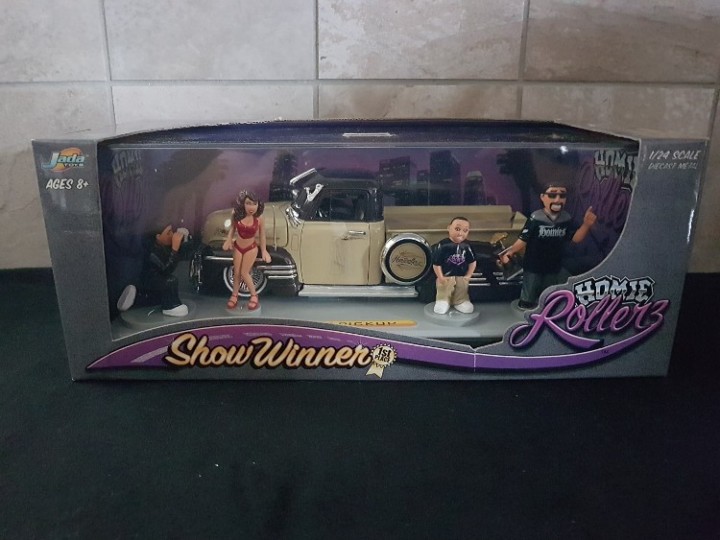 eBlueJay: Homie Rollerz '51 Chevy Pickup Beige 1/24 Show Winner