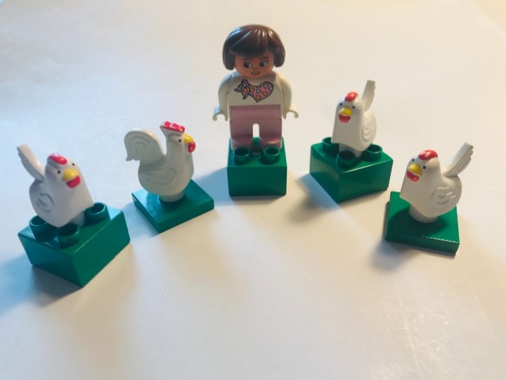 Duplo chicken best sale