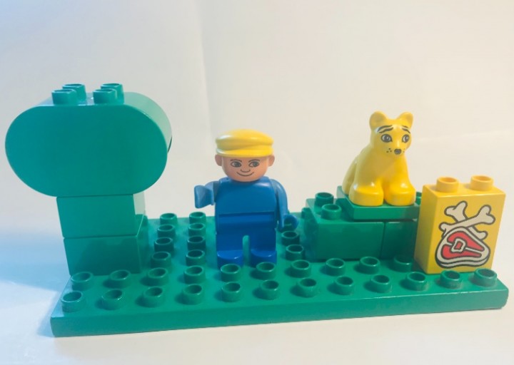 eBlueJay: LEGO Duplo Zoo Lot Tiger Human Meat Tile Inch Base Plate 9 Pieces