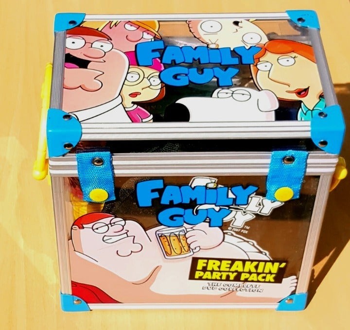 eBlueJay: Family Guy: Freakin' Party Pack - The Complete