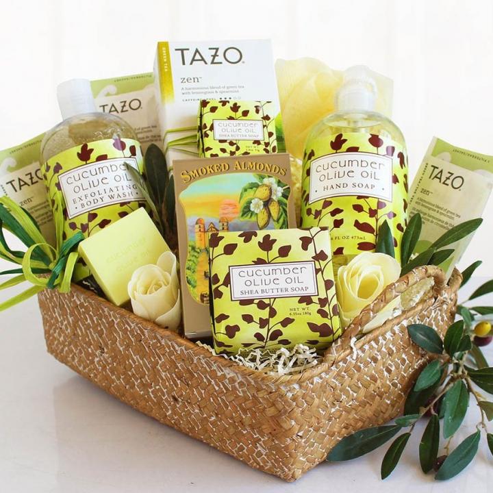 eBlueJay: Spa Retreat: Natural Cucumber & Olive Oil Spa Gift Basket