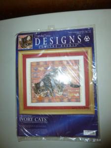 Signature Series Designs Ivory Cats Counted Cross Stitch Kit