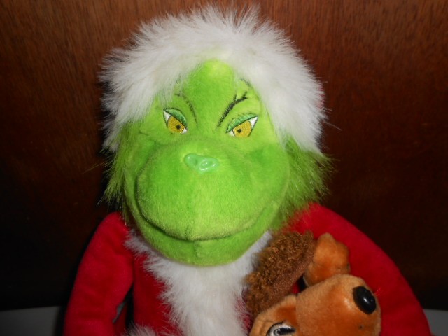 grinch cuddly toy