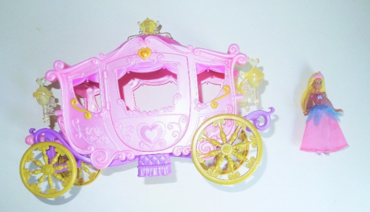 polly pocket cinderella carriage